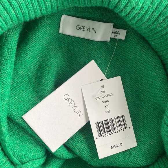 Haley Off Shoulder Sweater In Green - Picture 8 of 10